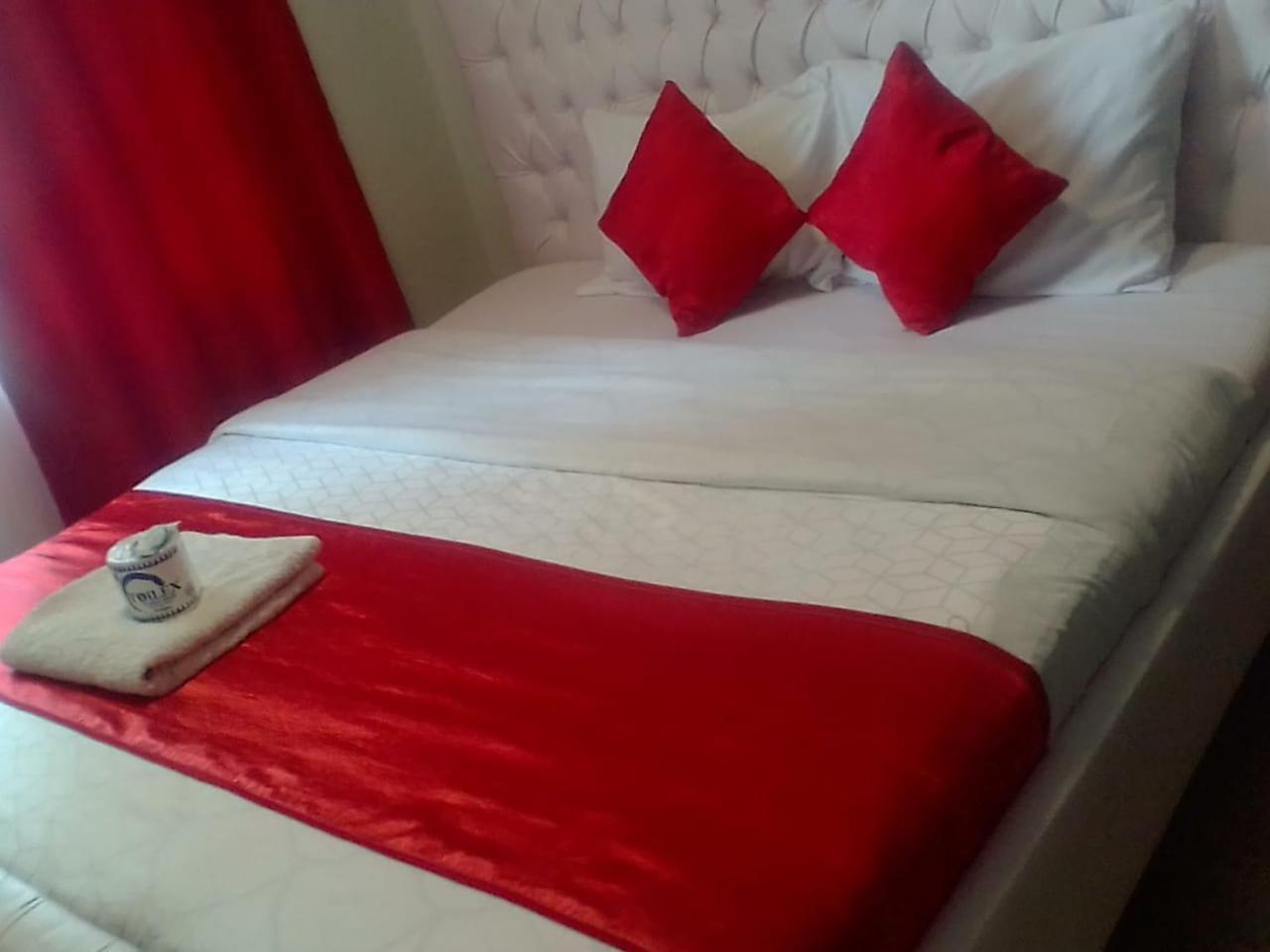 Royalty Cubes-Jkia Hotel ไนโรบี ภายนอก รูปภาพ