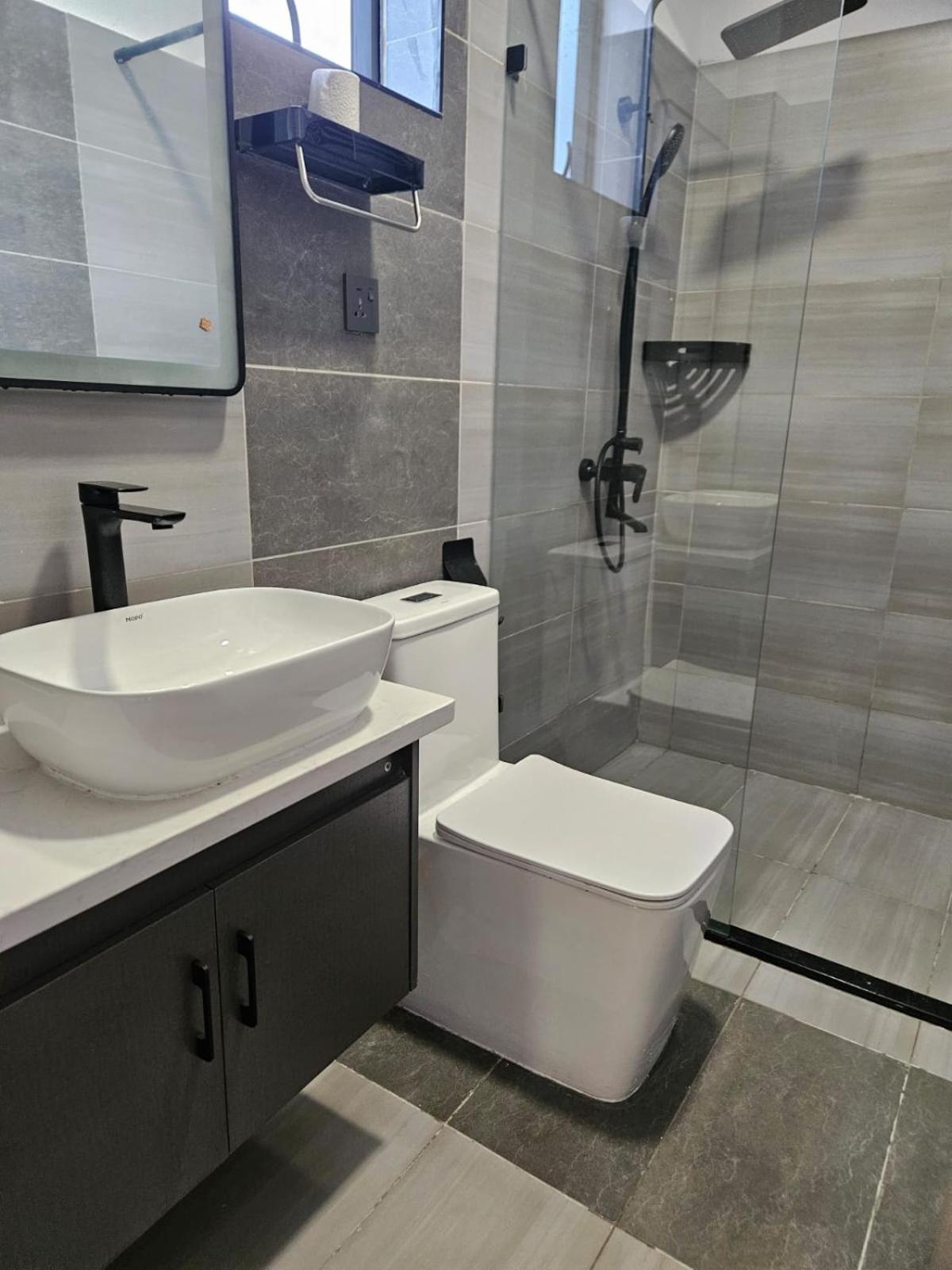 Royalty Cubes-Jkia Hotel ไนโรบี ภายนอก รูปภาพ